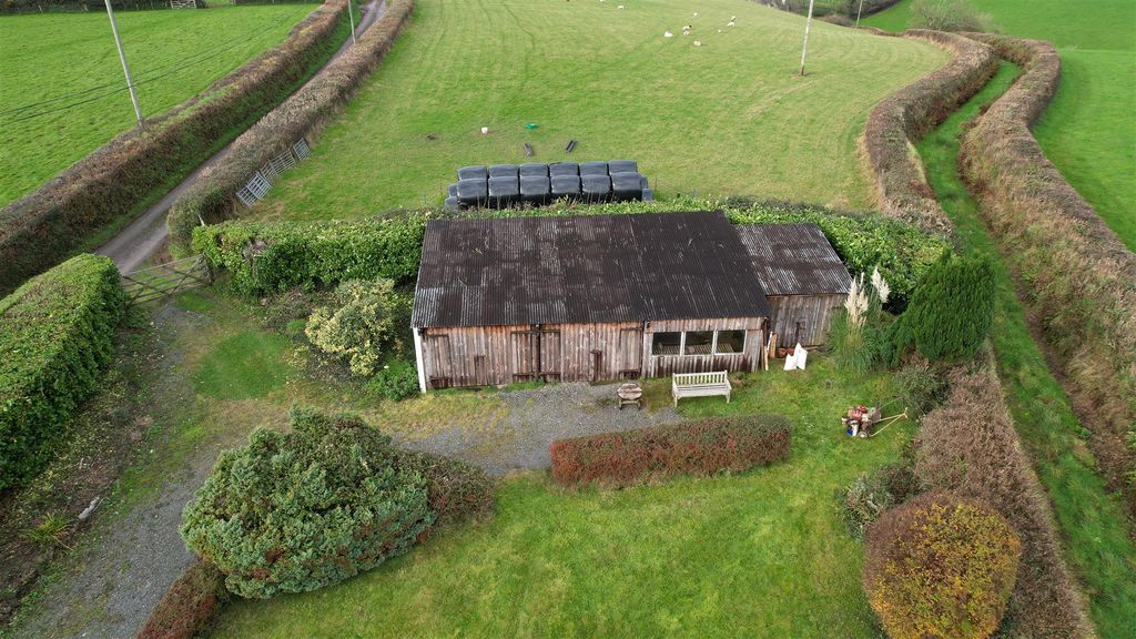 Property photo 2 of 20 2.Jpg