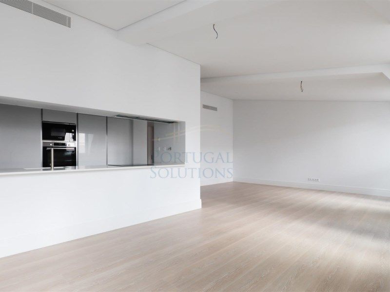 Property photo 1 of 31