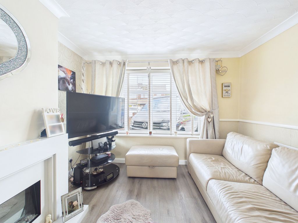 Property photo 3 of 38