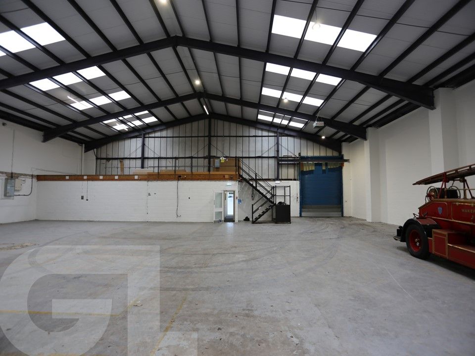 Property photo 3 of 6