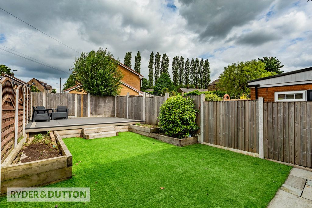 Property photo 2 of 16 Picture No. 14