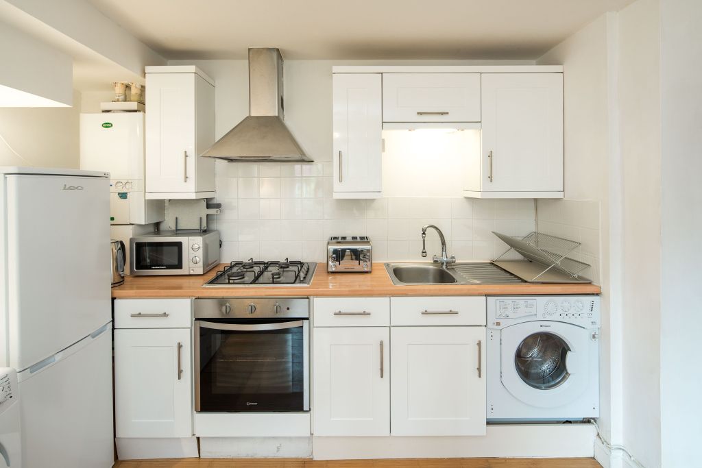 Property photo 3 of 9