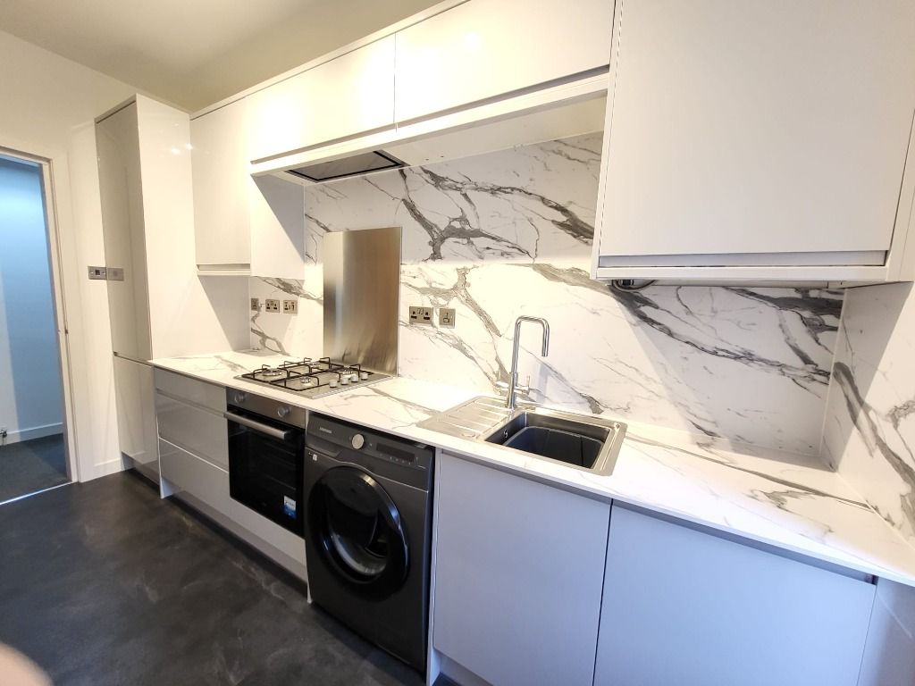 Property photo 3 of 11 Photo 3