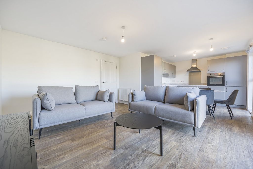 Property photo 3 of 14 Photo 3