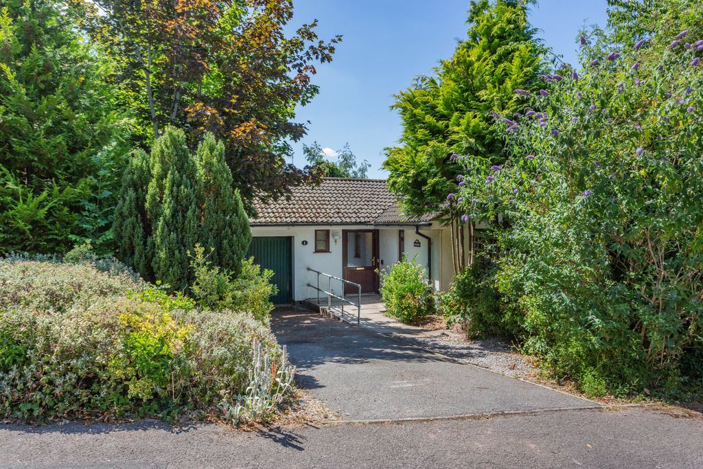 Property photo 1 of 22