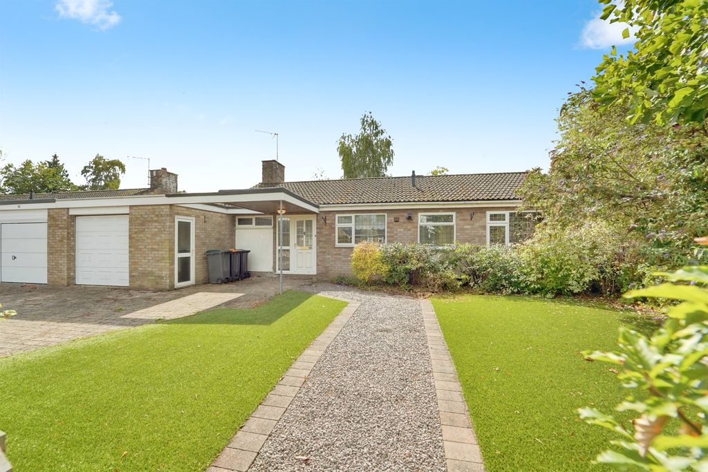 Property photo 1 of 17