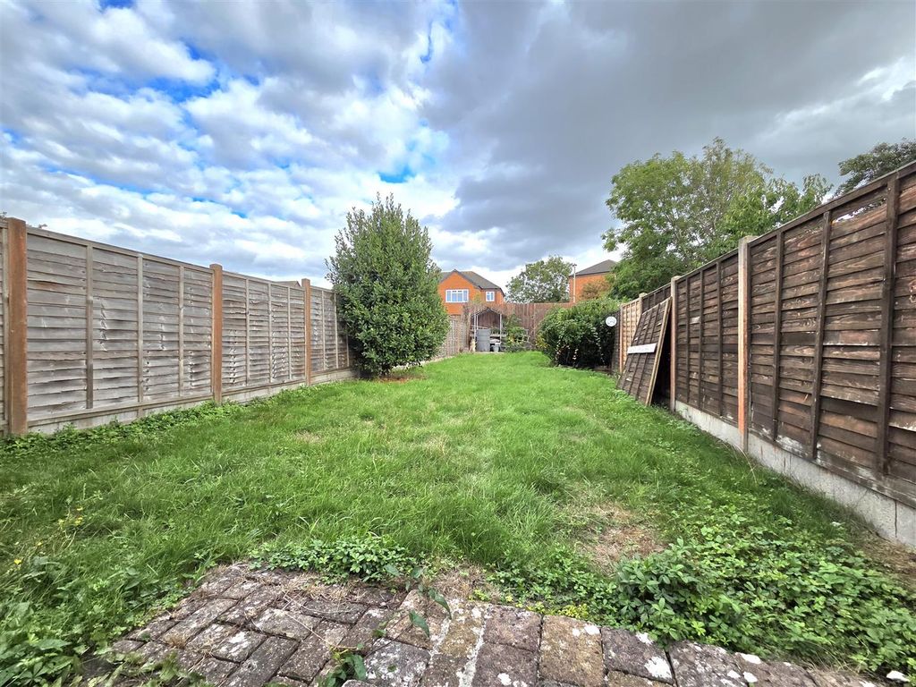 Property photo 3 of 15