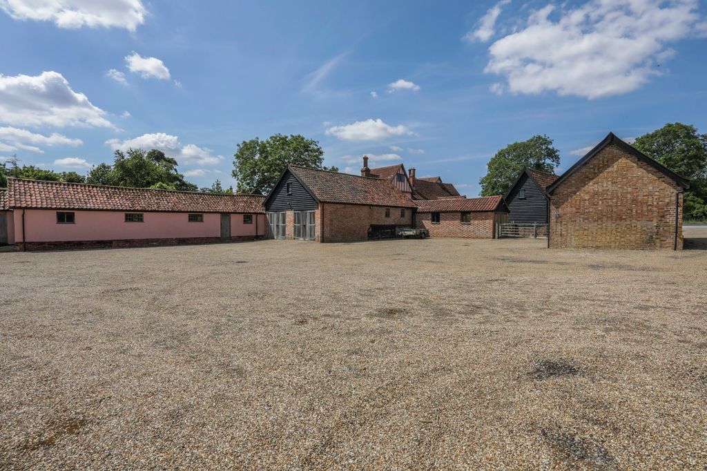 Property photo 2 of 34 9T5A8714