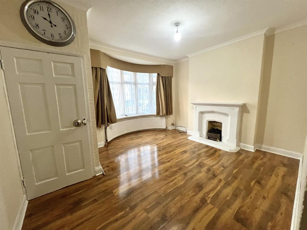 Property photo 2 of 8 14452-002299-P-W-02266593.Jpg