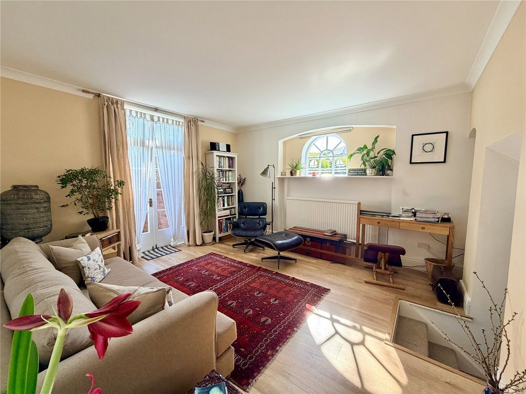 Property photo 2 of 11 Picture No. 04