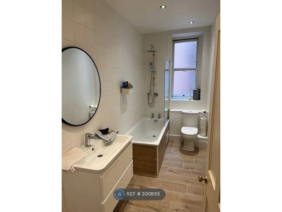 Property photo 2 of 3