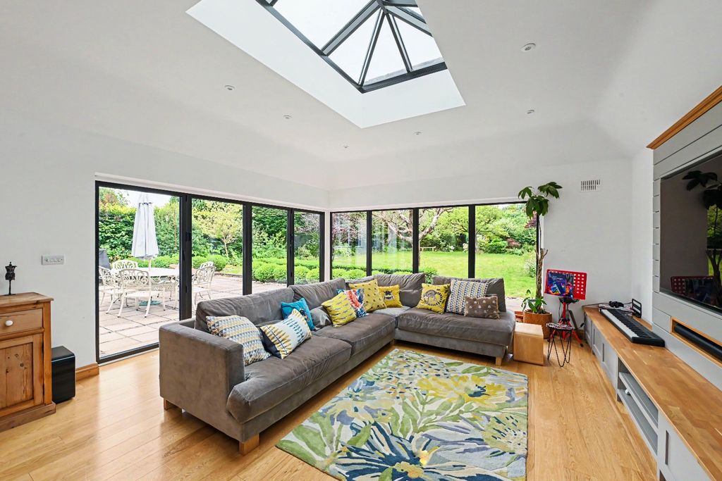 Property photo 3 of 26 5298713