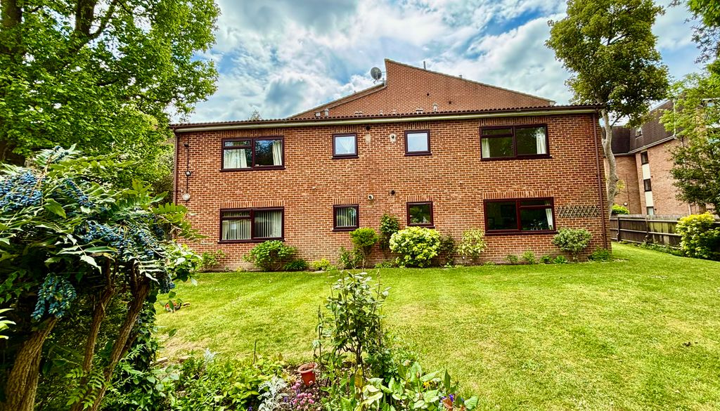 Property photo 1 of 11