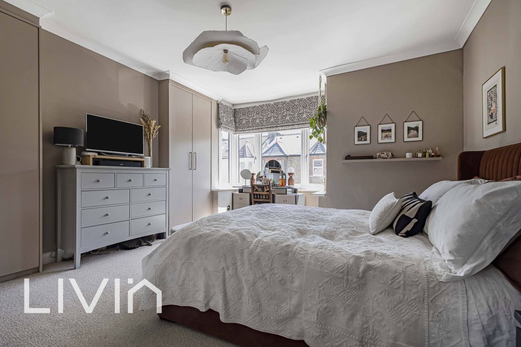 Property photo 2 of 33 025A8096