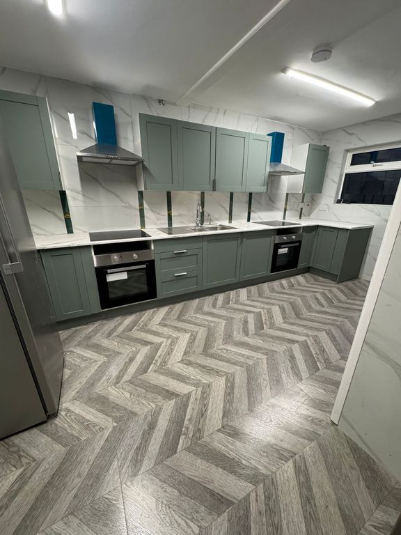 Additional image 4 of 6 bed terraced house to rentKing Georges Road, Bath BA2