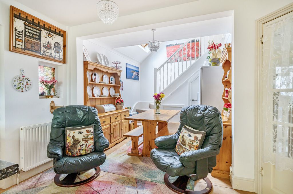 Property photo 3 of 24 1328380-12-6880Fe...