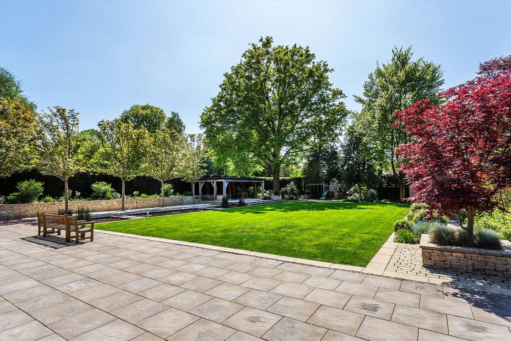 Additional image 27 of 7 bed detached house for saleHillier Road, Guildford, Surrey GU1