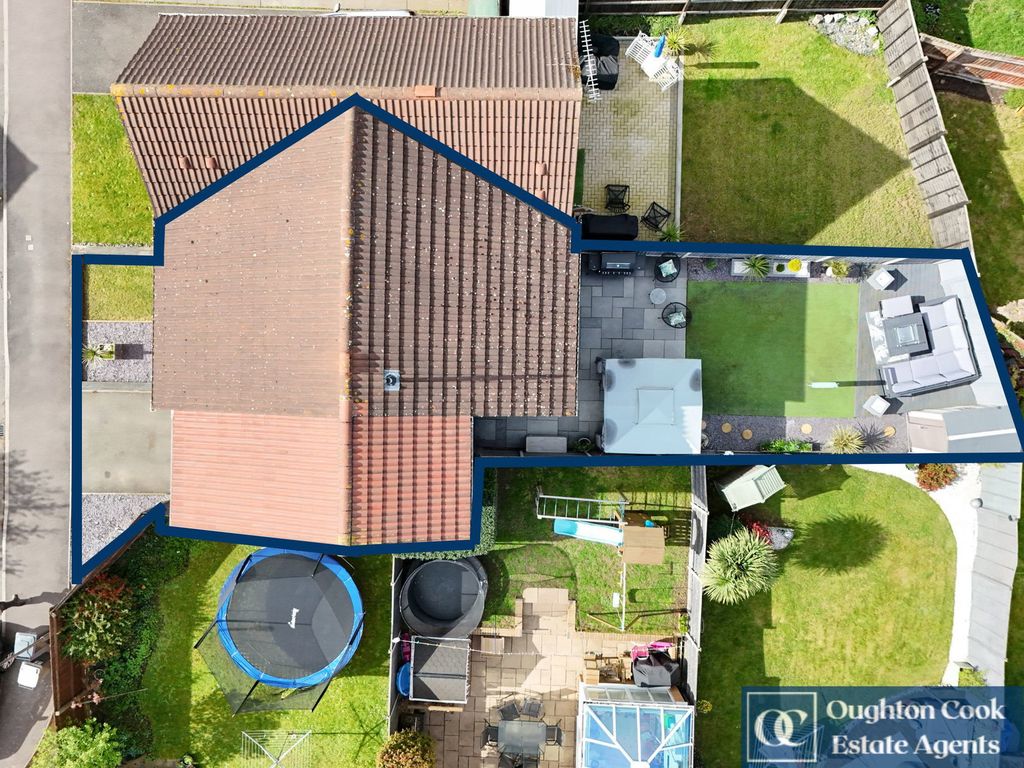 Property photo 2 of 24