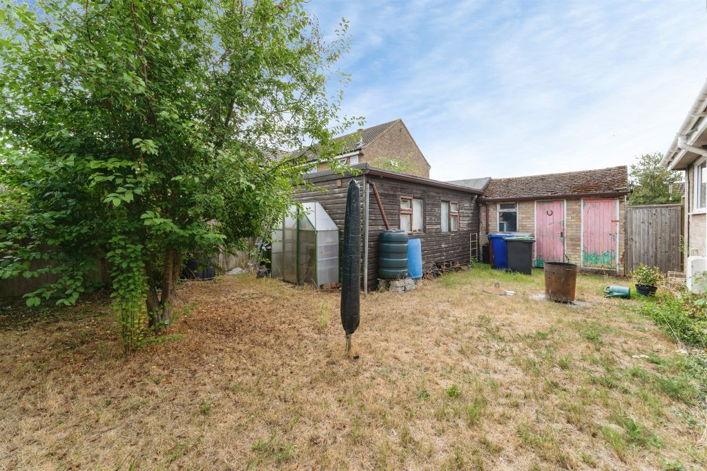 Property photo 2 of 16