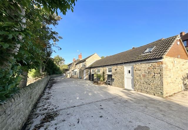 Property photo 1 of 21 Farmhouse/Annexe