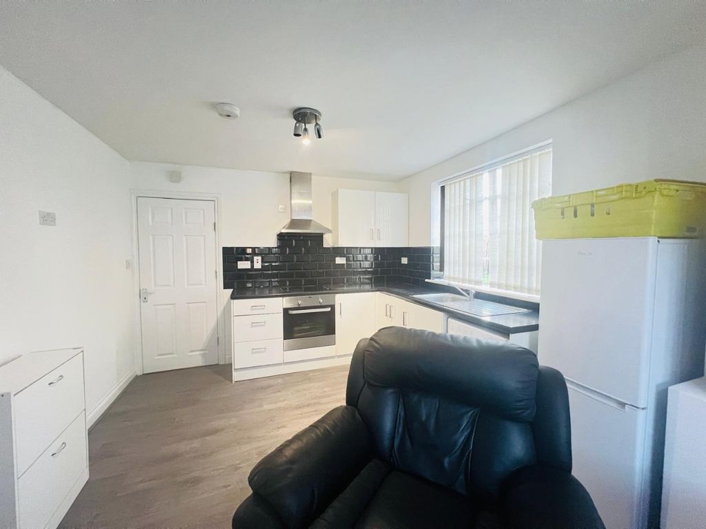 Property photo 1 of 4