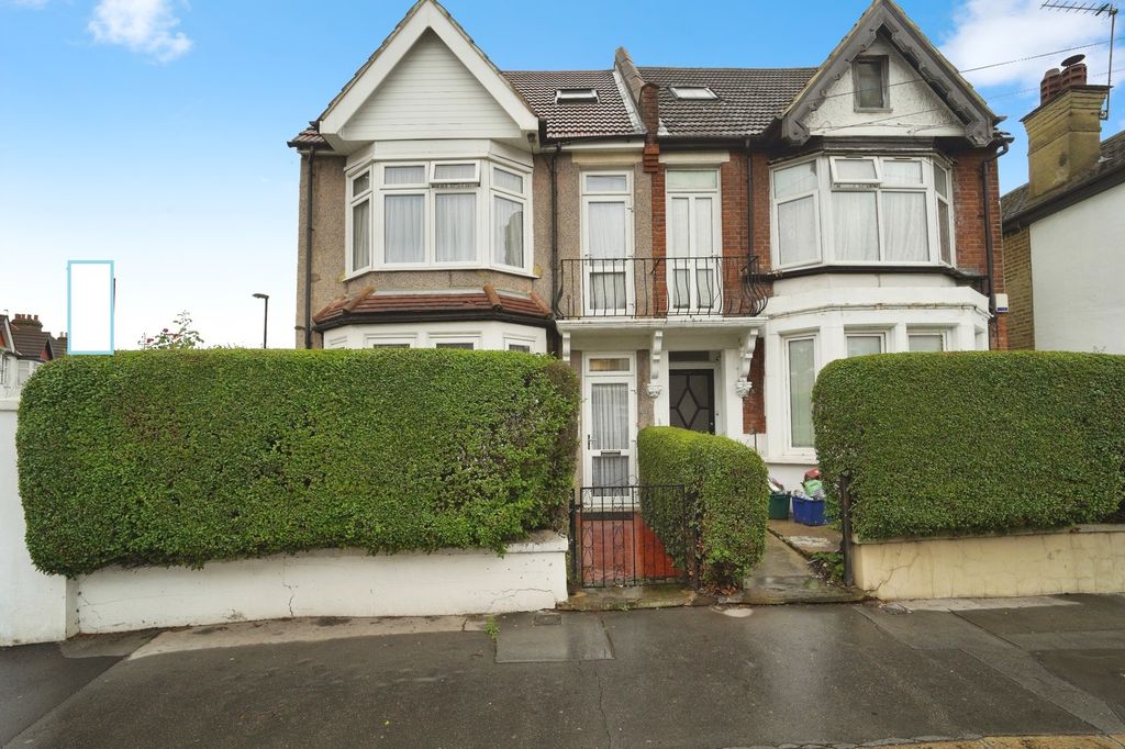 Property photo 1 of 16 Photo