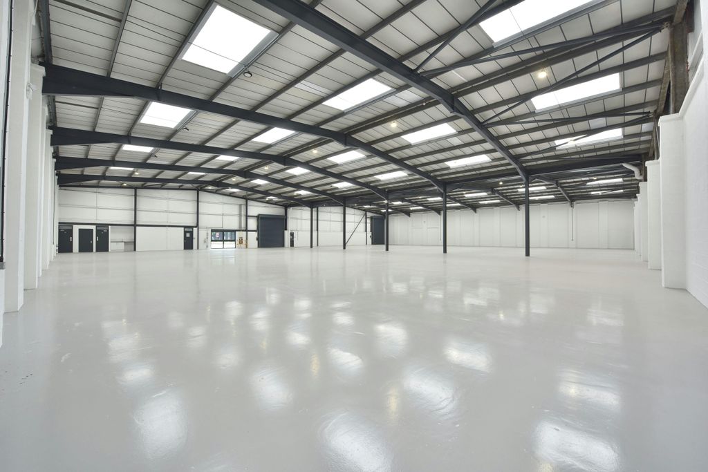 Property photo 2 of 11 Image 6