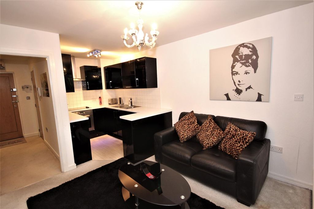 Property photo 3 of 7 Property Photo