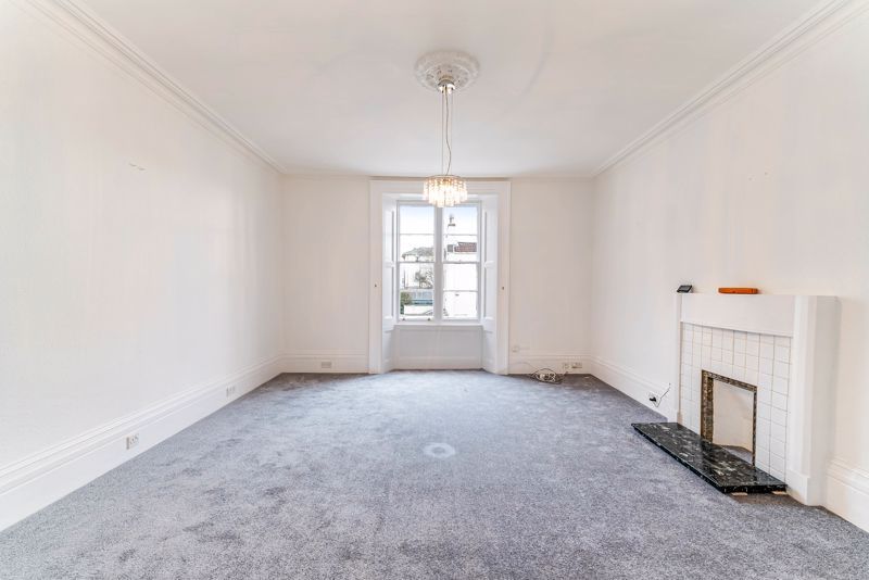 Property photo 3 of 11 Photo 1