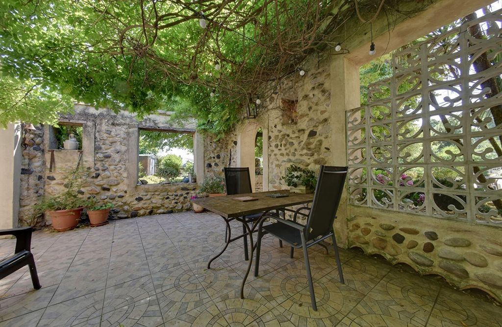 Property photo 3 of 25