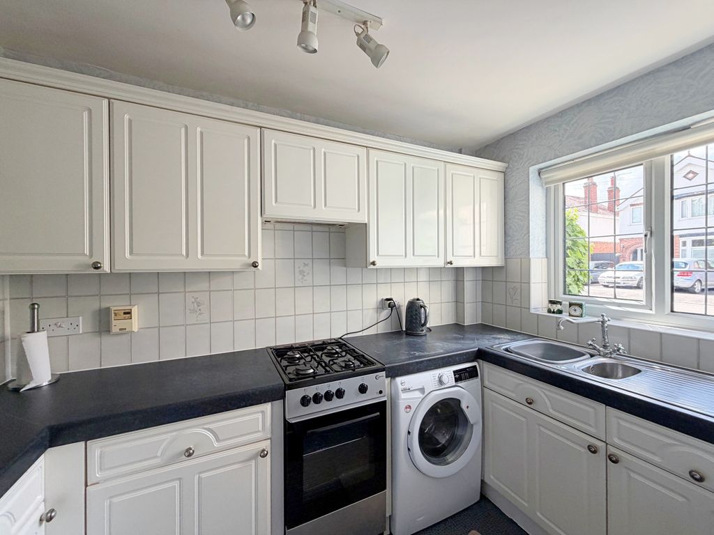 Property photo 3 of 13 Kitchen