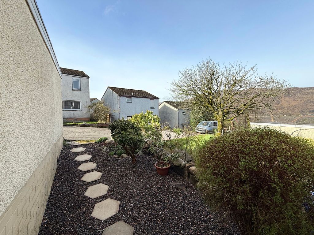 Property photo 2 of 40