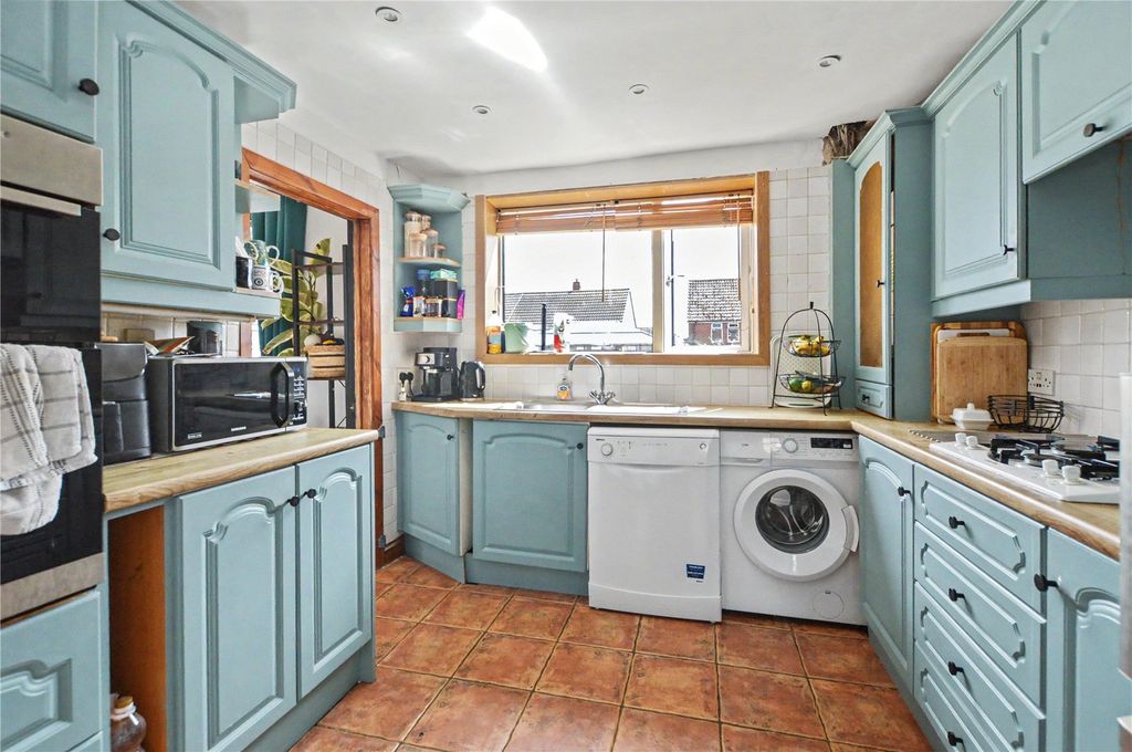 Property photo 3 of 20 Picture No. 17