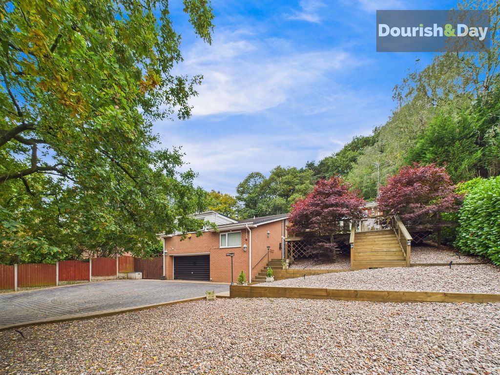 Property photo 1 of 30