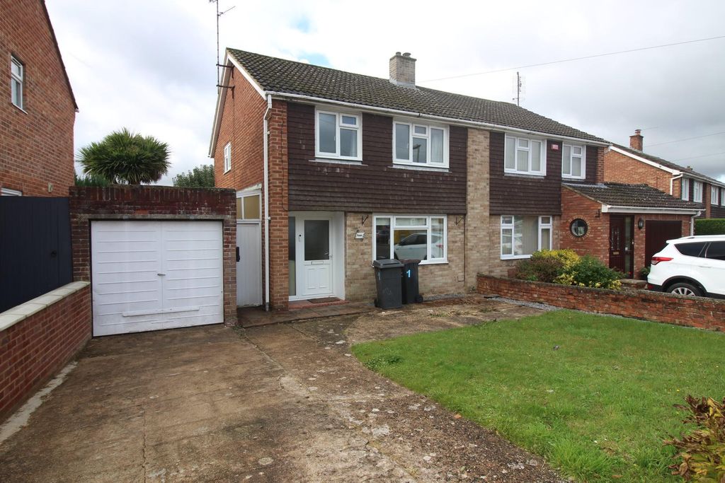 Property photo 1 of 1