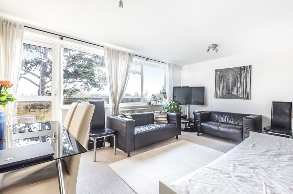 Property photo 2 of 6 565185 (1)