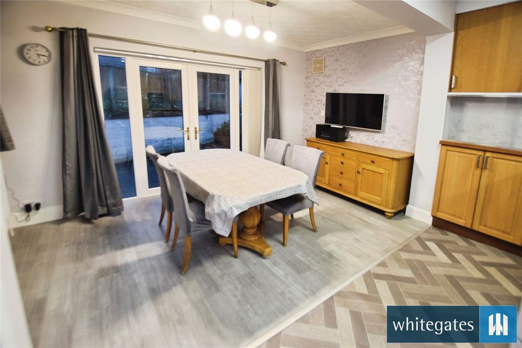 Property photo 3 of 25 Picture No. 01