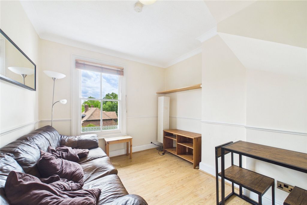 Property photo 2 of 10 Picture No. 40