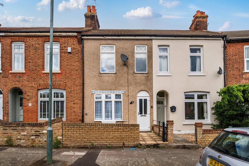 Property photo 1 of 17 External
