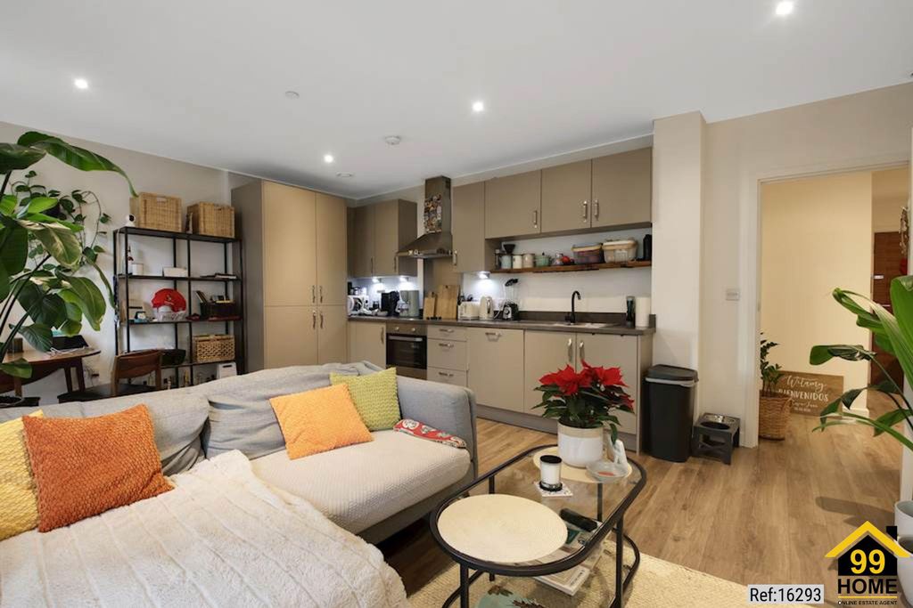 Property photo 2 of 8 Photo 1