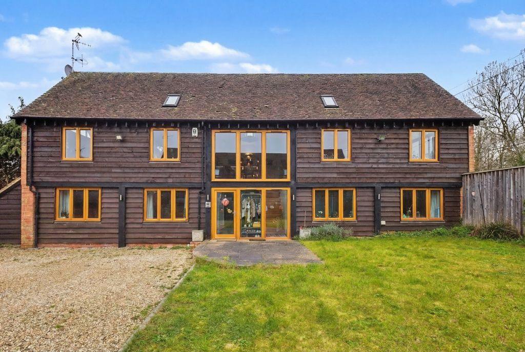 Property photo 1 of 21 Front