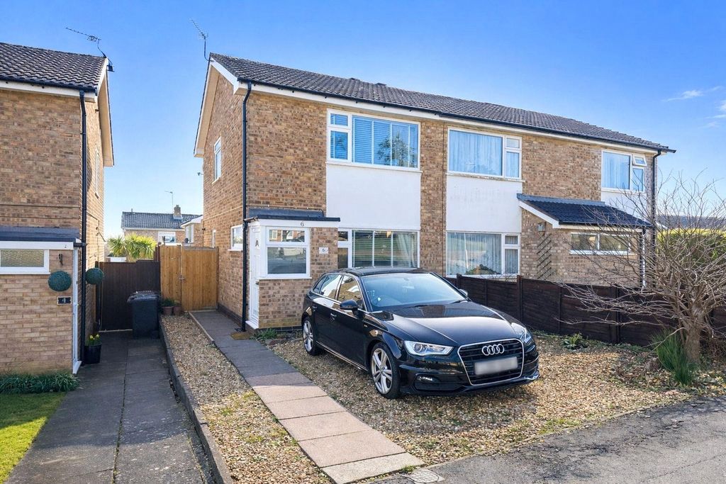 Property photo 1 of 16 Picture No. 21