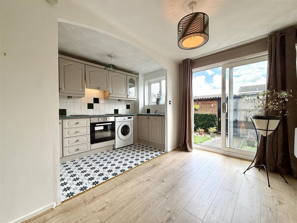 Property photo 2 of 17 2