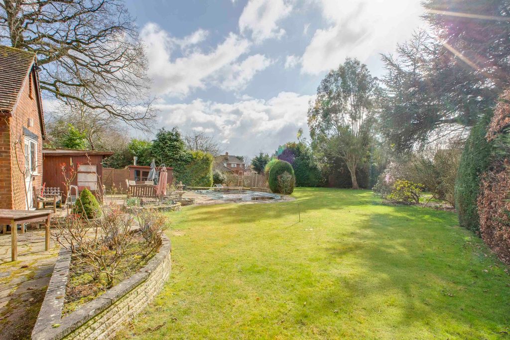 Property photo 3 of 16