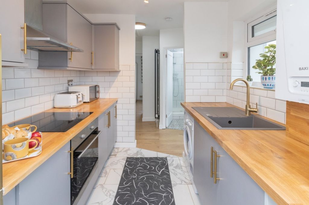 Property photo 2 of 13 Picture No. 02