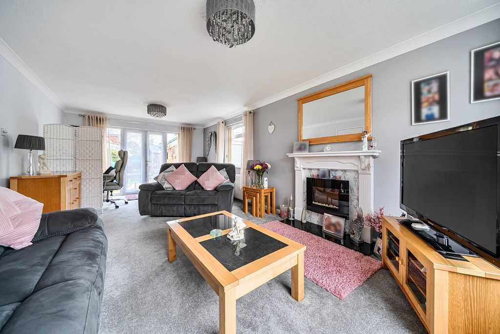 Property photo 2 of 17 1396597-9-6967Ae28E7865.Jpg