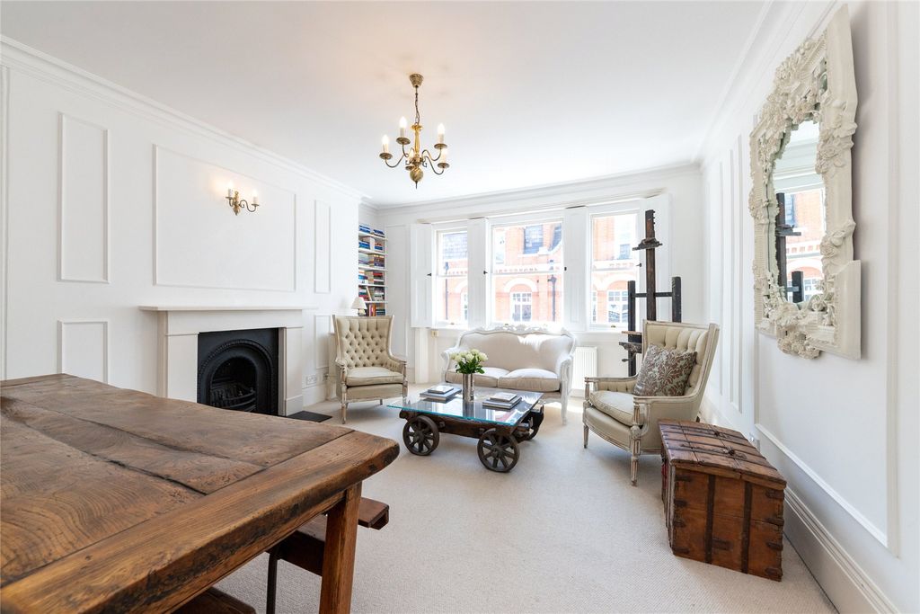 Property photo 2 of 6 Reception