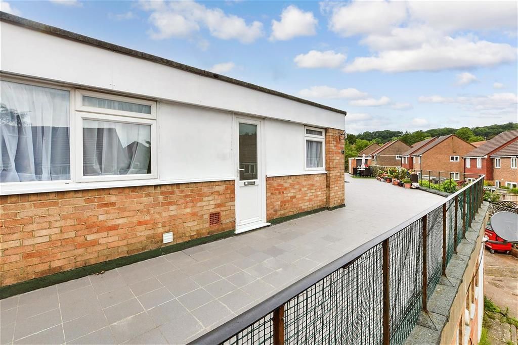 Property photo 2 of 11 External Web