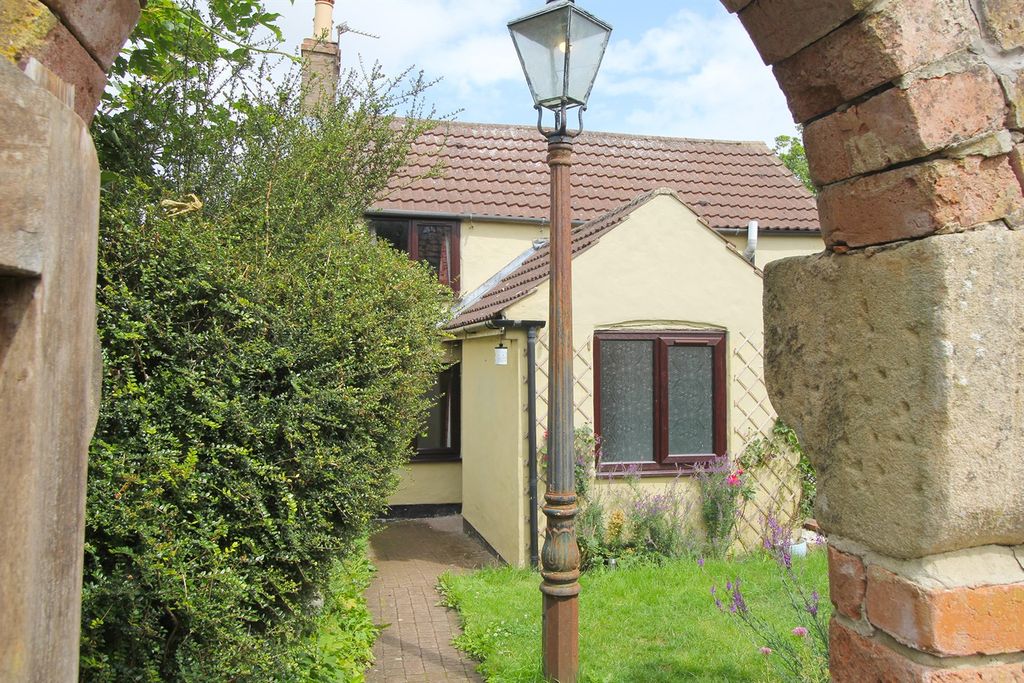 Property photo 2 of 29 Entrance