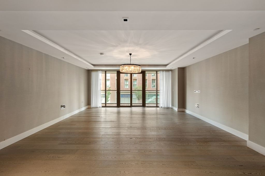 Property photo 2 of 14 094A8767-Edit